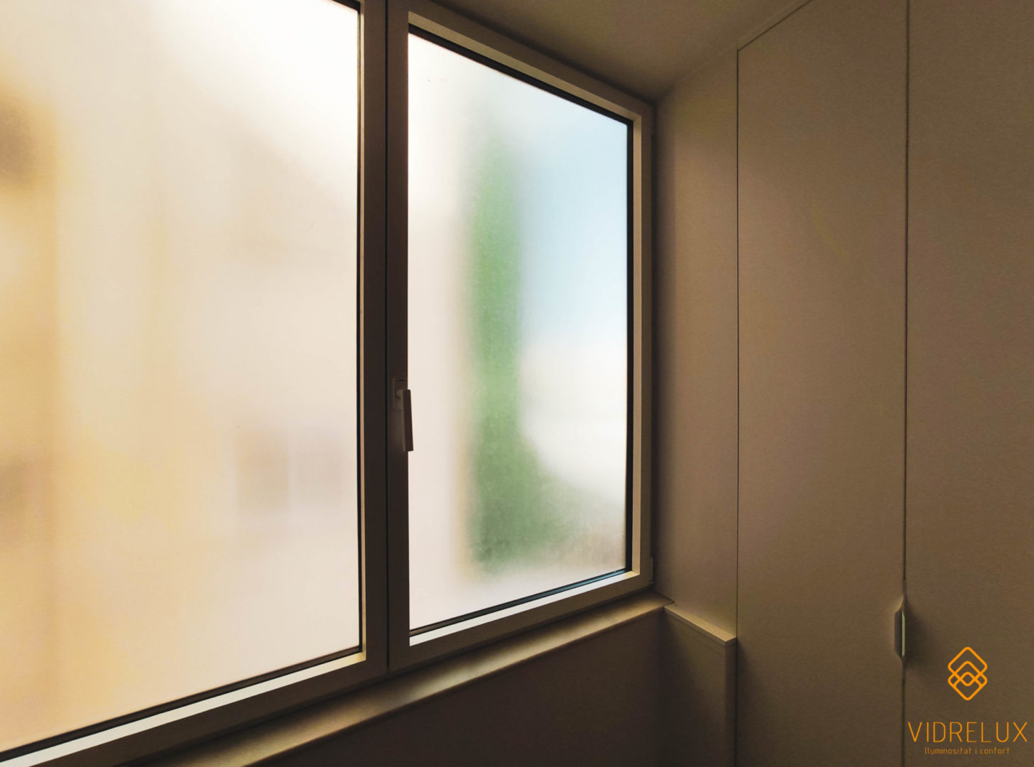 ventana vidrio newcarglas lavadero